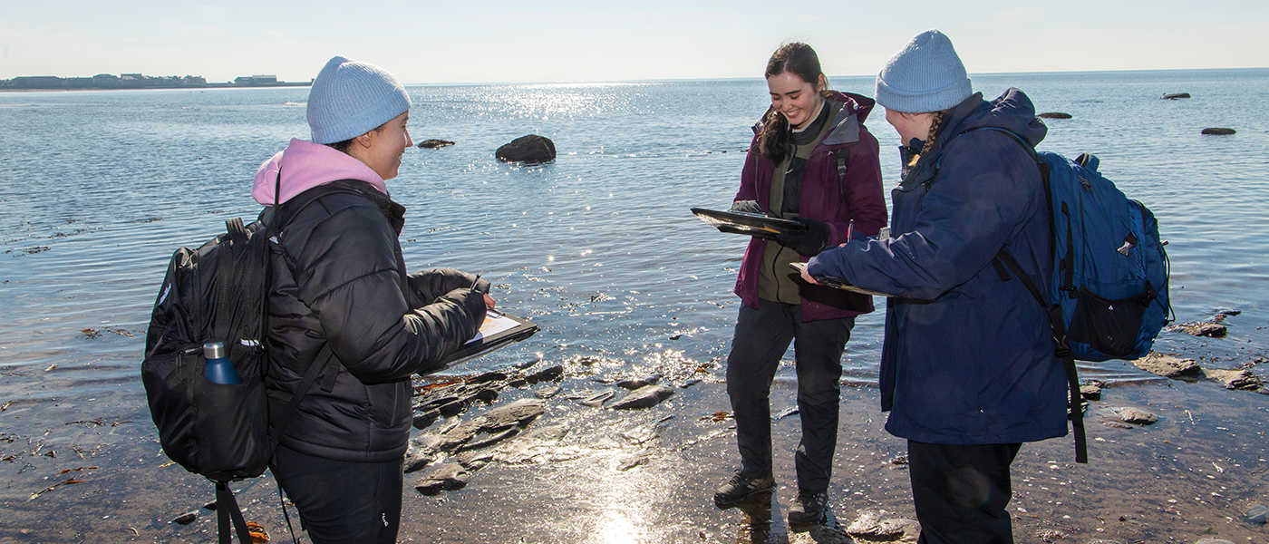 Environmental Geoscience students at shoreline