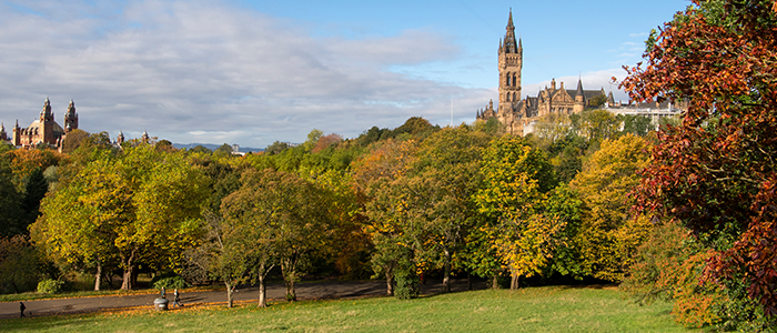 Kelvingrove Park in the autumn with Main Building in the background