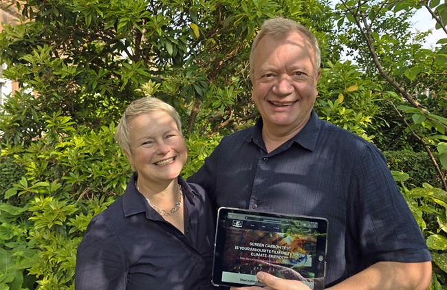 UofG's Dr Inge Sørensen and filmmaker David Griffith An image of Dr Inge Sorensen and David Griffiths with their Screen Carbon Test website
