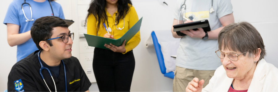 UofG medical students with patient