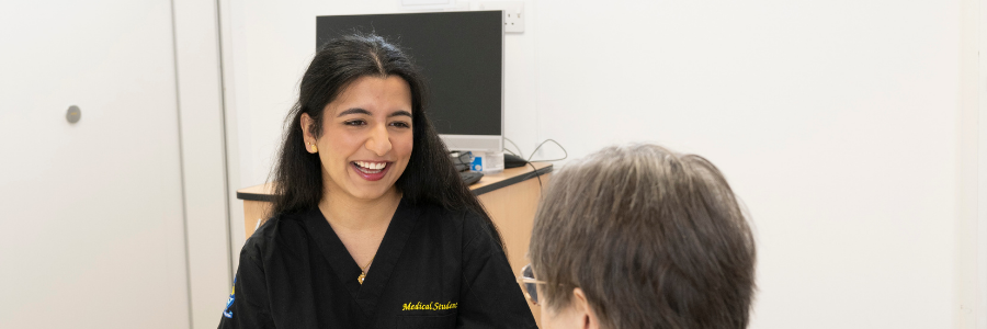 UofG medical students with patient