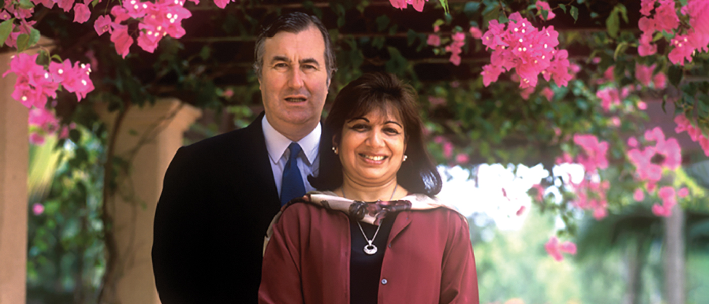 John Shaw (MA 1970) and his wife Kiran Mazumdar-Shaw (photo: courtesy of family)