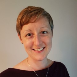 Portrait photo of Dr Helen Mulvana